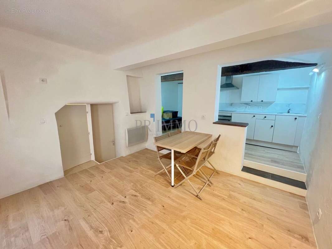 Appartement à FREJUS