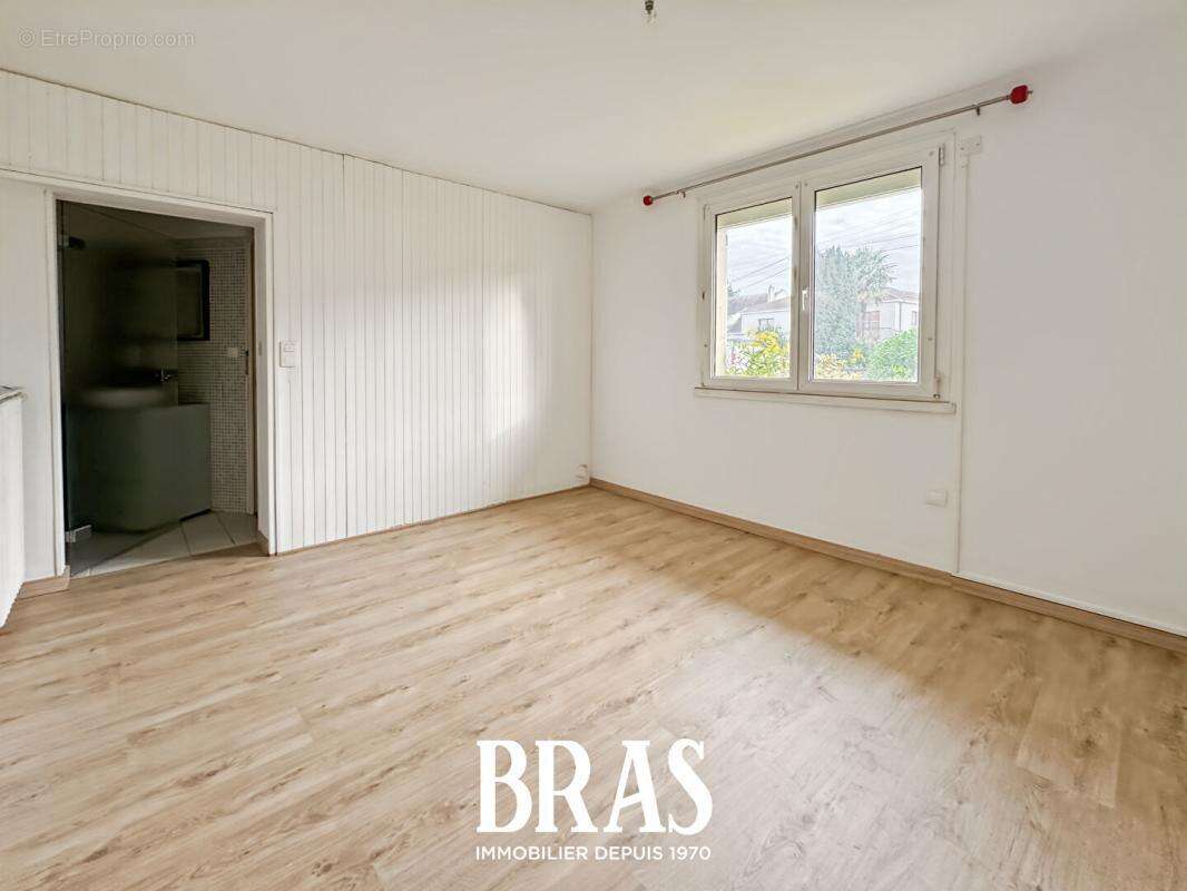 Maison à SAINT-SEBASTIEN-SUR-LOIRE