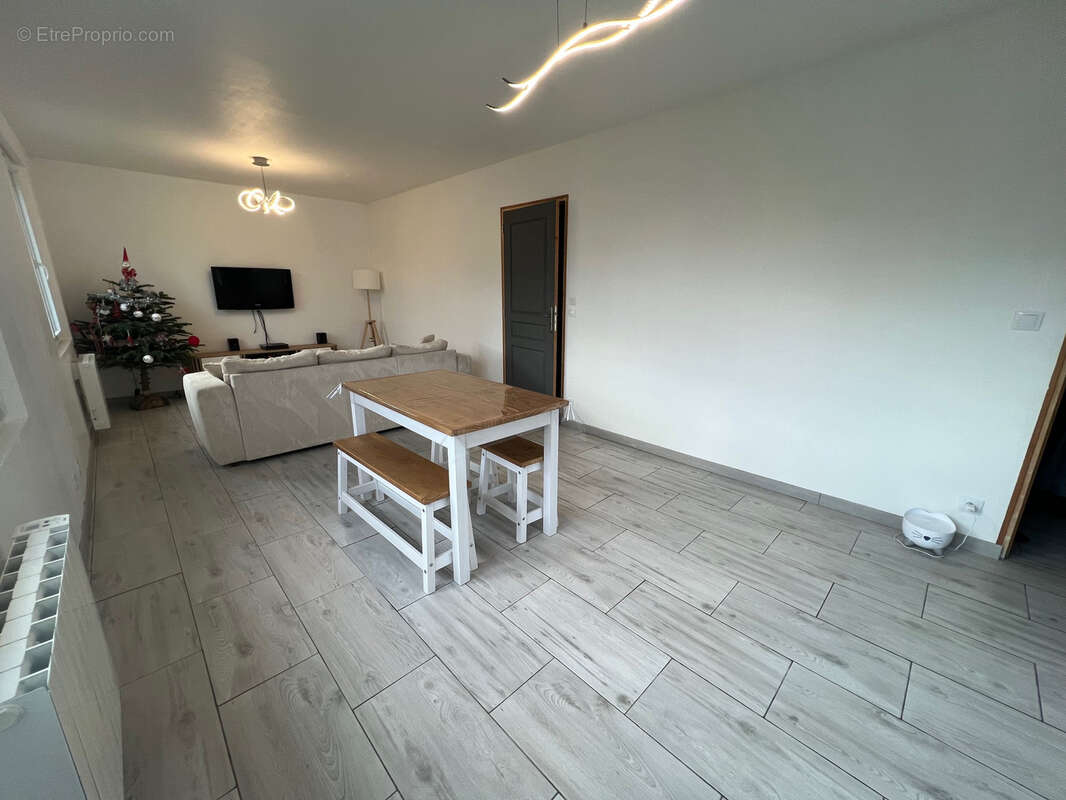 Maison à SAINT-ELOI-DE-FOURQUES