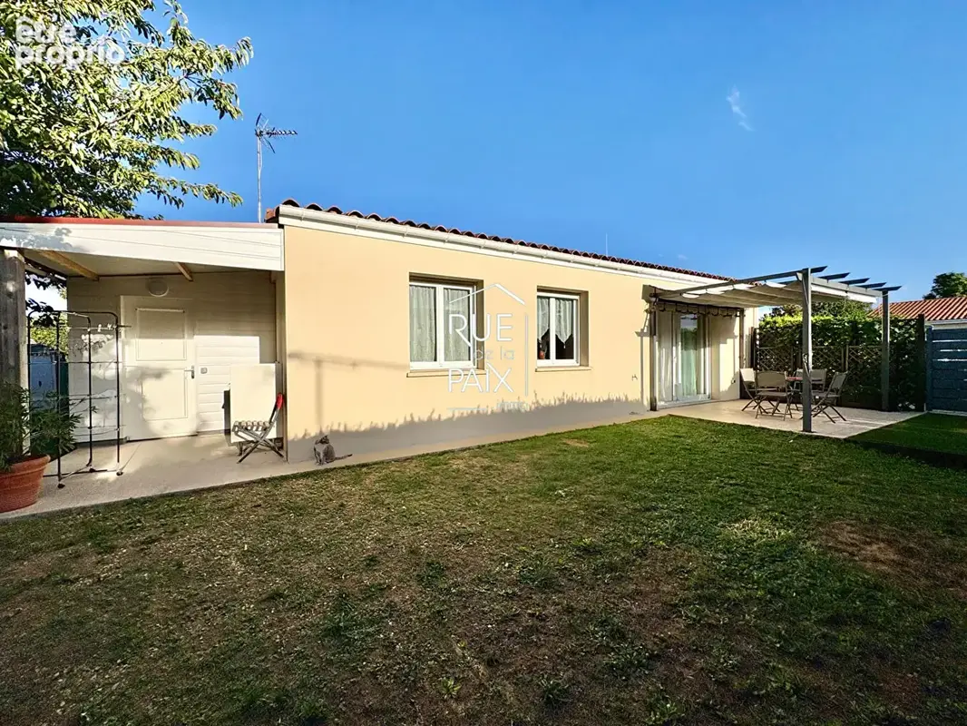 Photo Maison à Vouille au prix de 207 500€