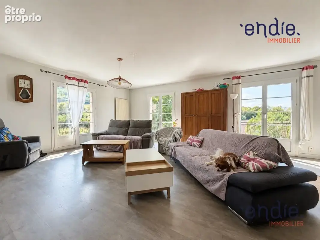 Maison 11 pièces 226 m² à vendre à Arpenans (70200) - photo 4