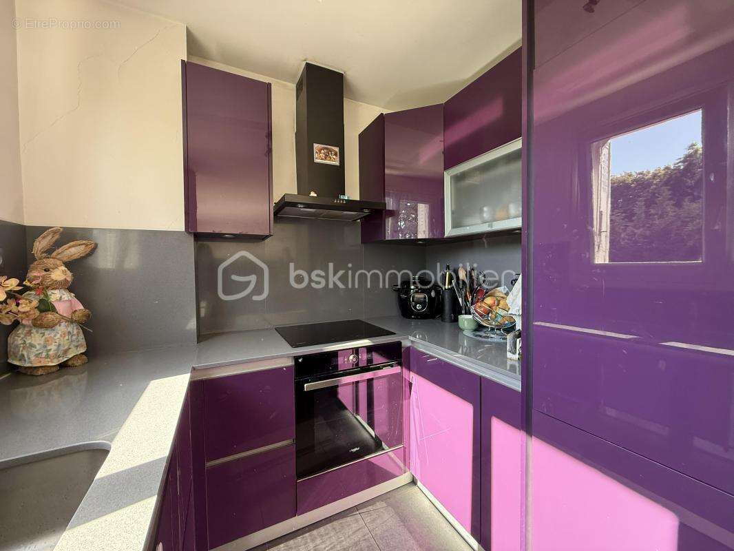 Appartement à NEUILLY-PLAISANCE