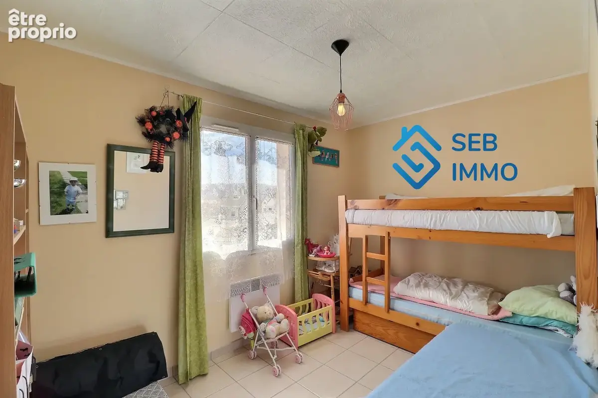 Maison 125 m2   Viager occupé deux têtes avec quatre chambres, piscine et véranda ensolei - photo 9