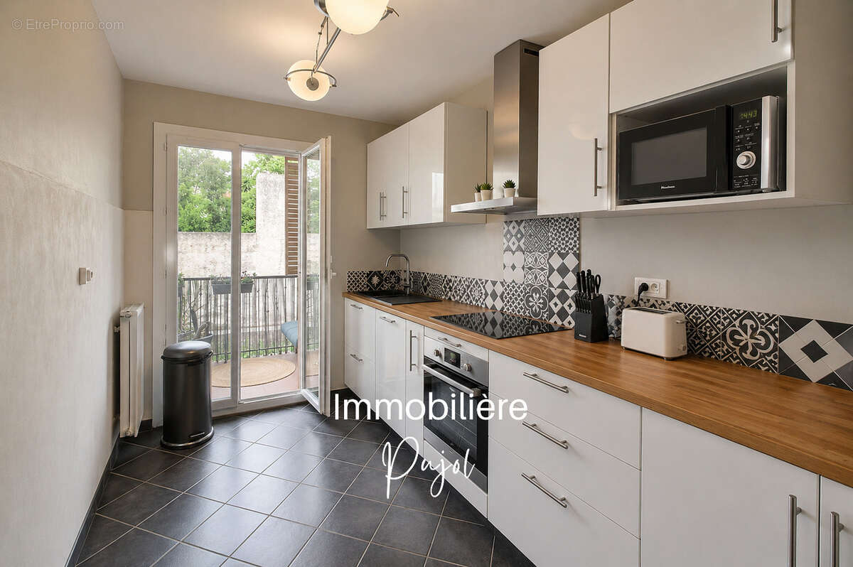 Appartement à MARSEILLE-4E