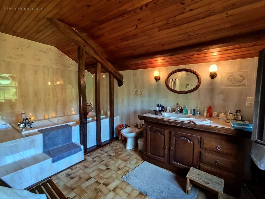 Maison à GEE-RIVIERE