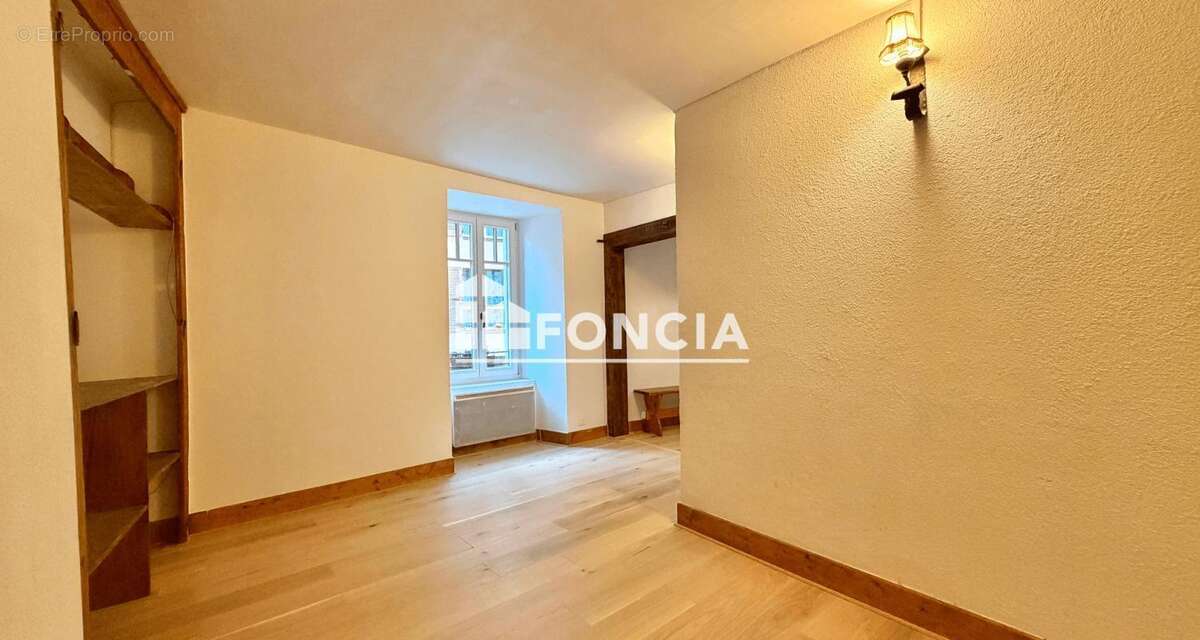 Appartement à LA ROCHE-SUR-FORON