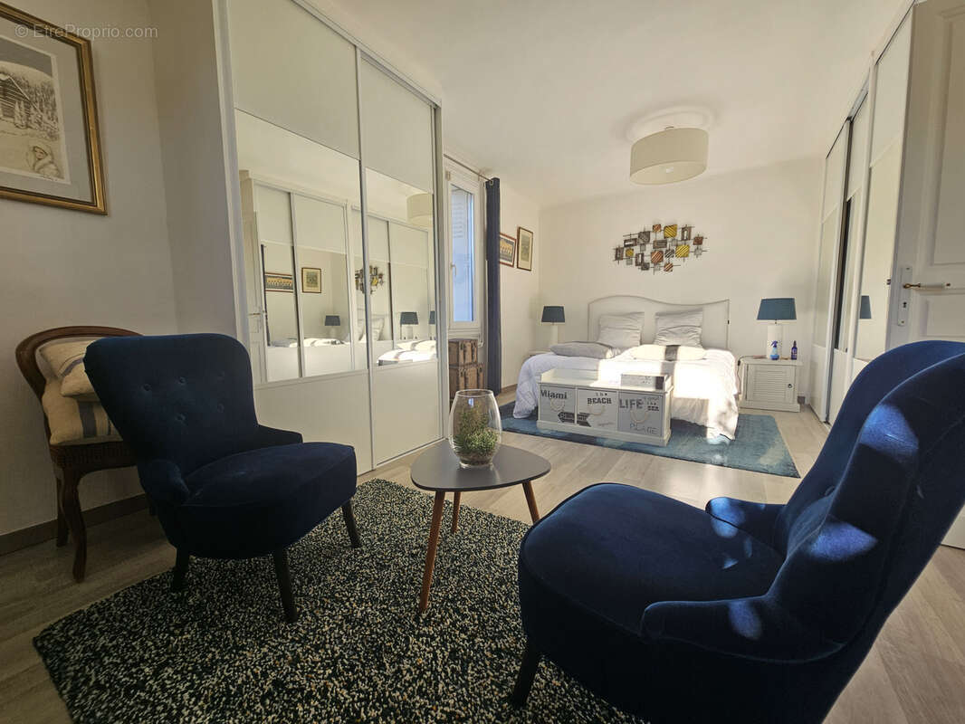 Grande maison composée de 2 appartements - 34400 - Lunel - photo 11