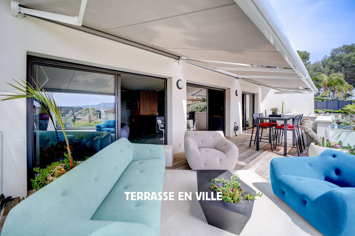 Appartement à SANARY-SUR-MER