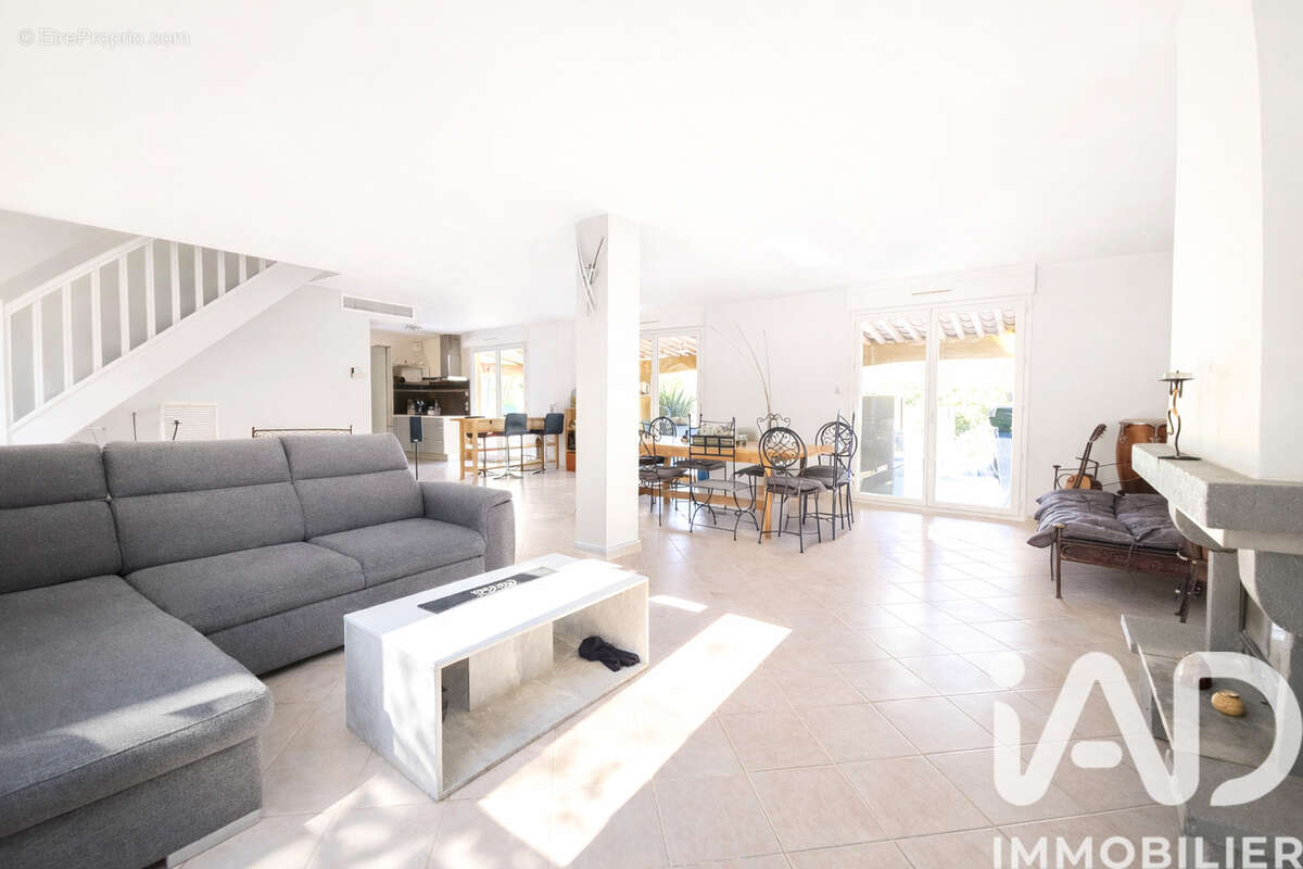 Photo 6 - Maison à FREJUS