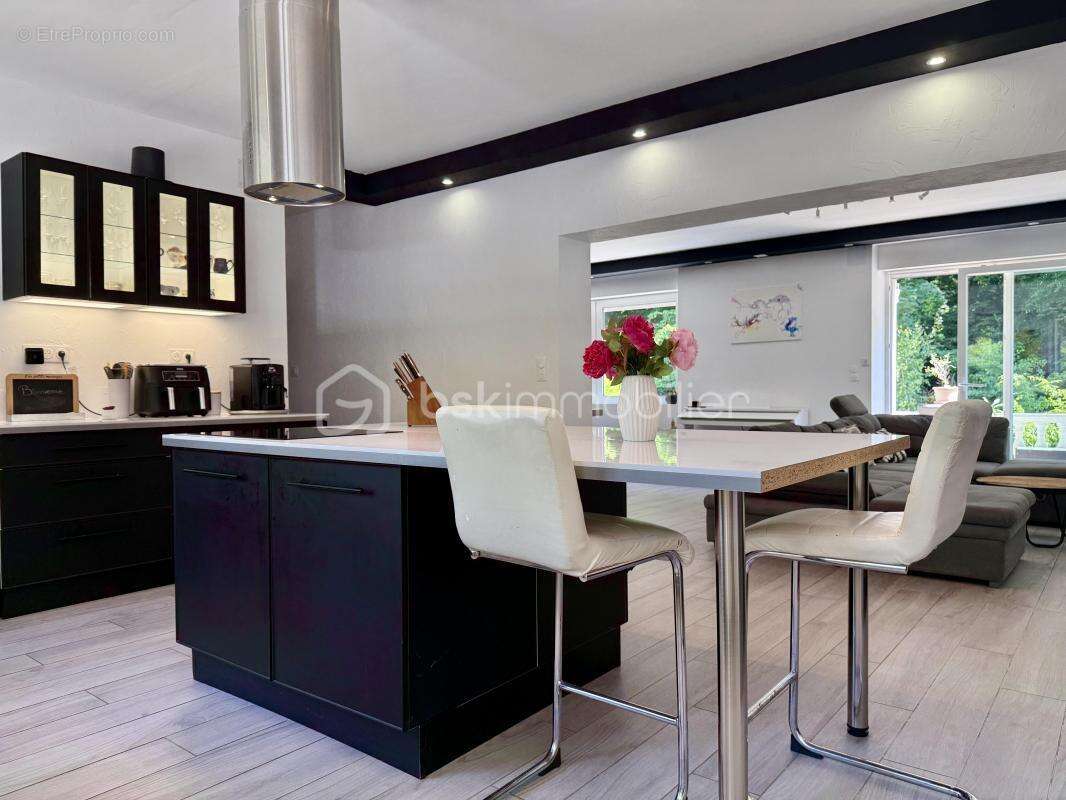 Maison à HOMBOURG-HAUT