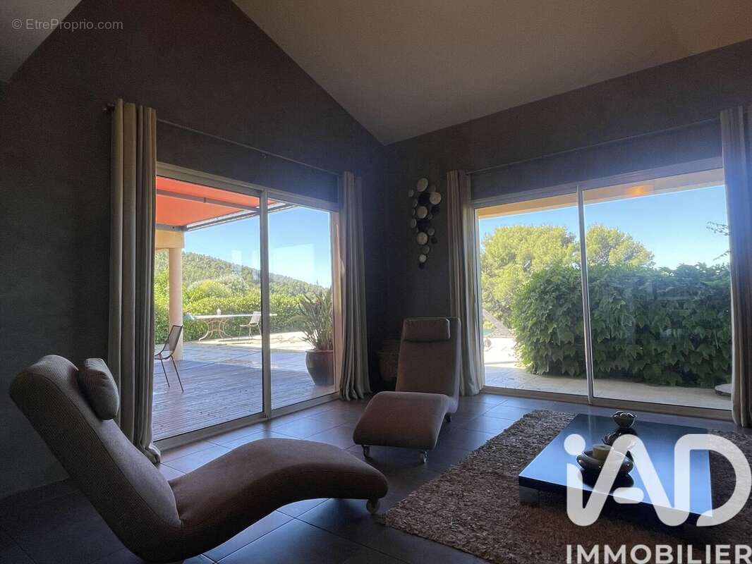 Photo 9 - Maison à CEYRESTE
