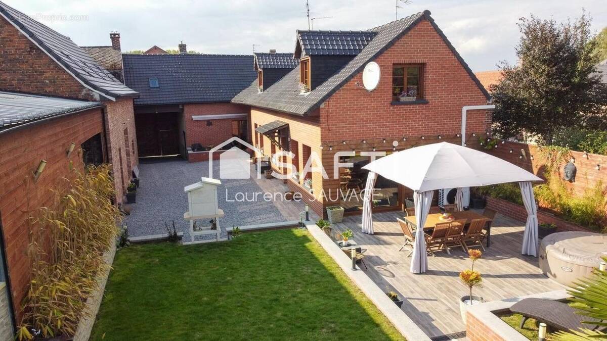 Photo 1 - Maison à VERCHAIN-MAUGRE