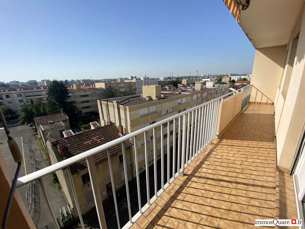 Appartement à LYON-8E
