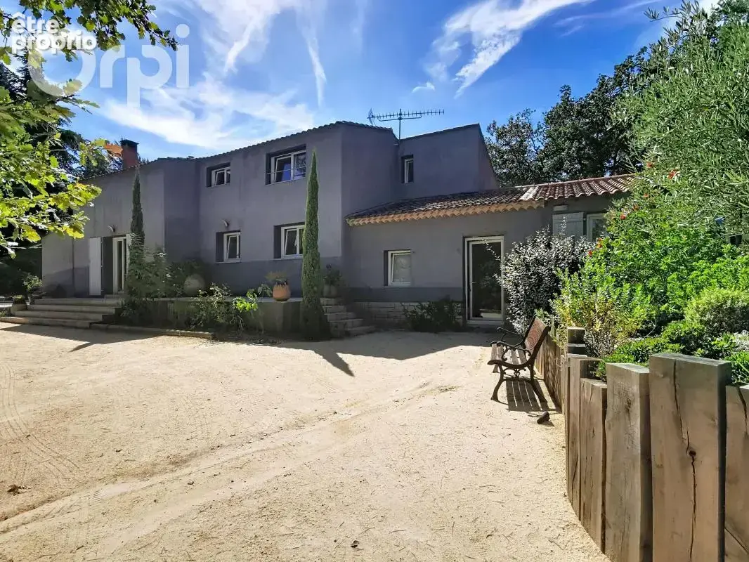 Villa T6 de 200 m² rénovée avec Piscines & T2 Indépendant – Le Beausset (83330) - photo 2
