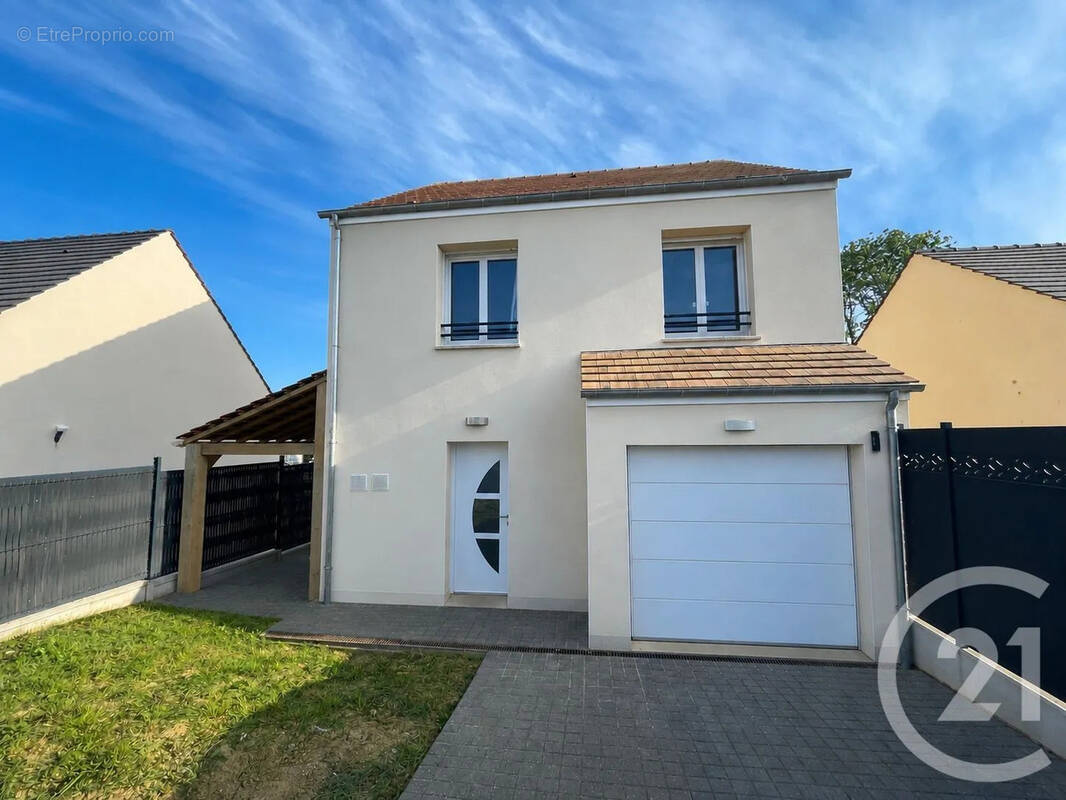 Maison à BREGY