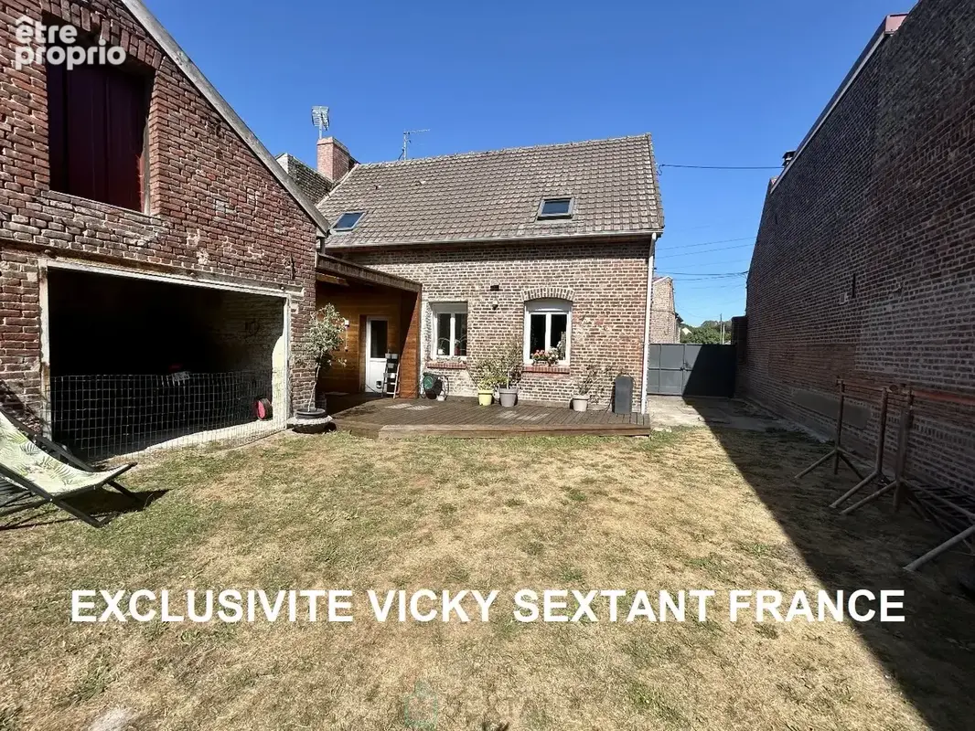 Magnifique fermette rénovée avec grange et dépendances. - photo 1