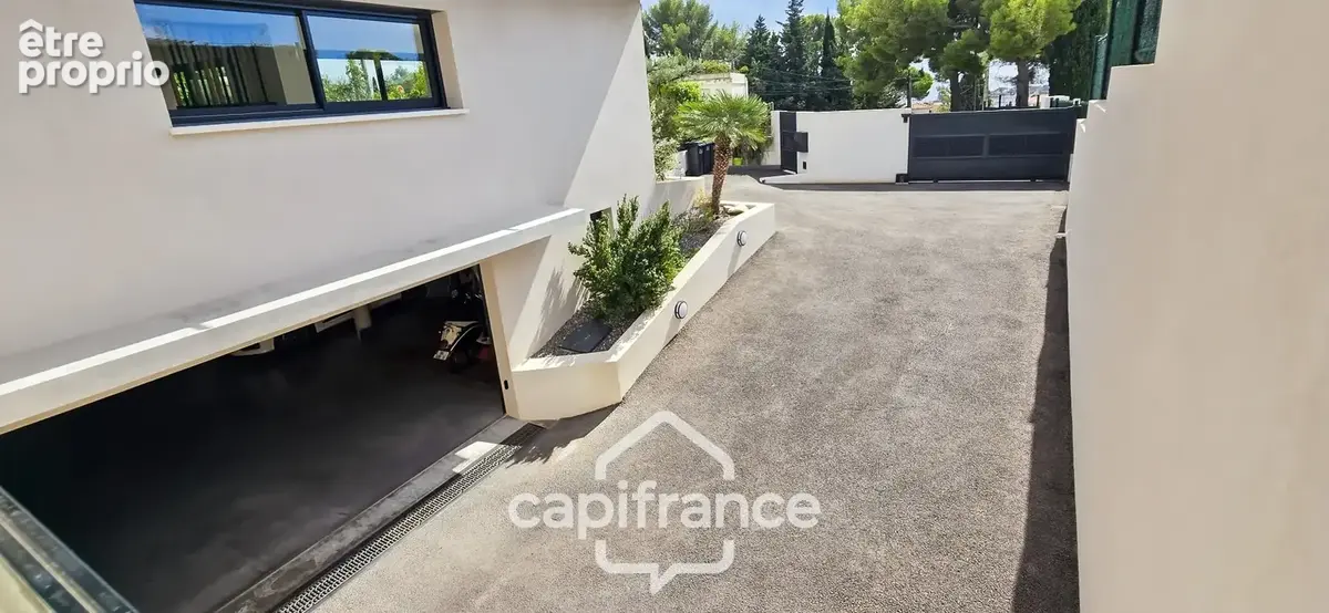 Appartement à vendre 3 pièces Rdc 3 parkings 2 garage BANDOL (83) - photo 15