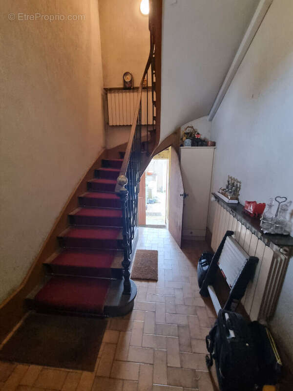 Appartement à YZEURE