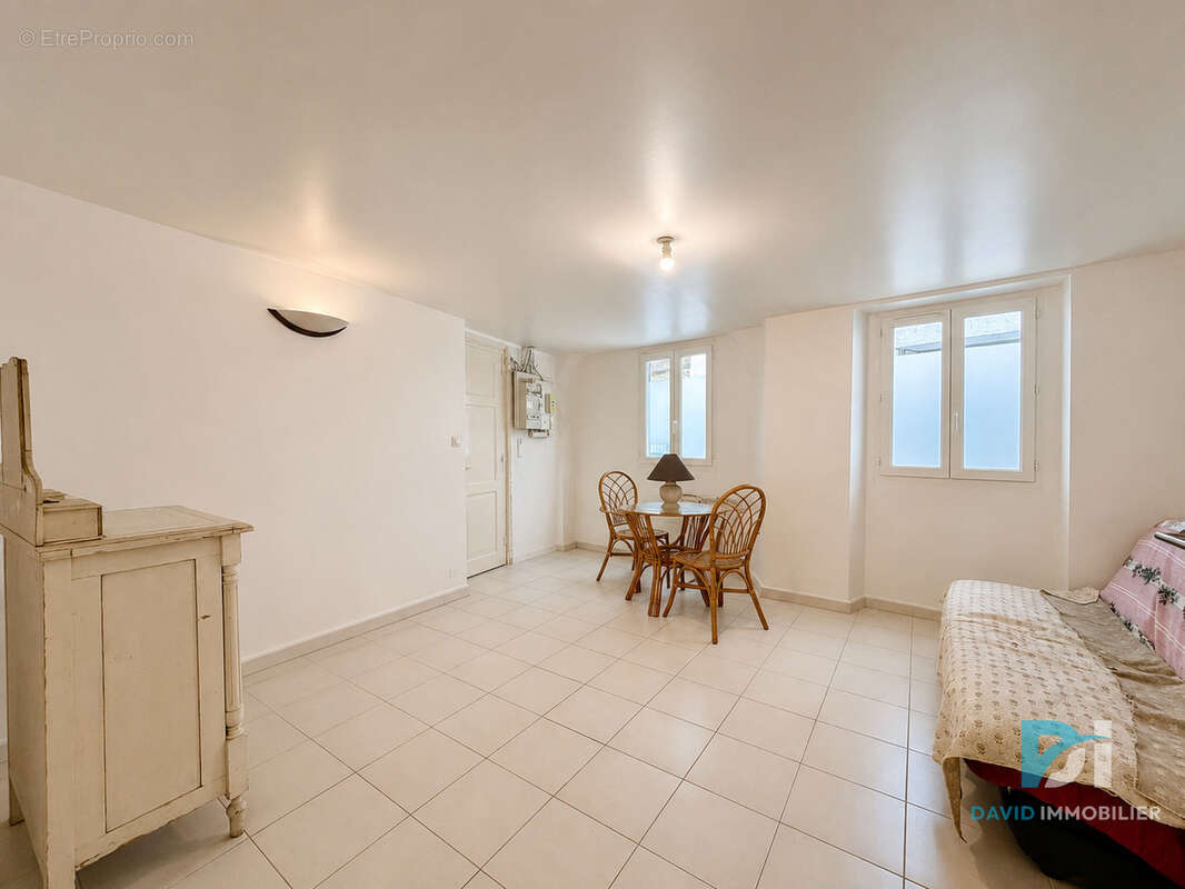 Maison à FLORENSAC