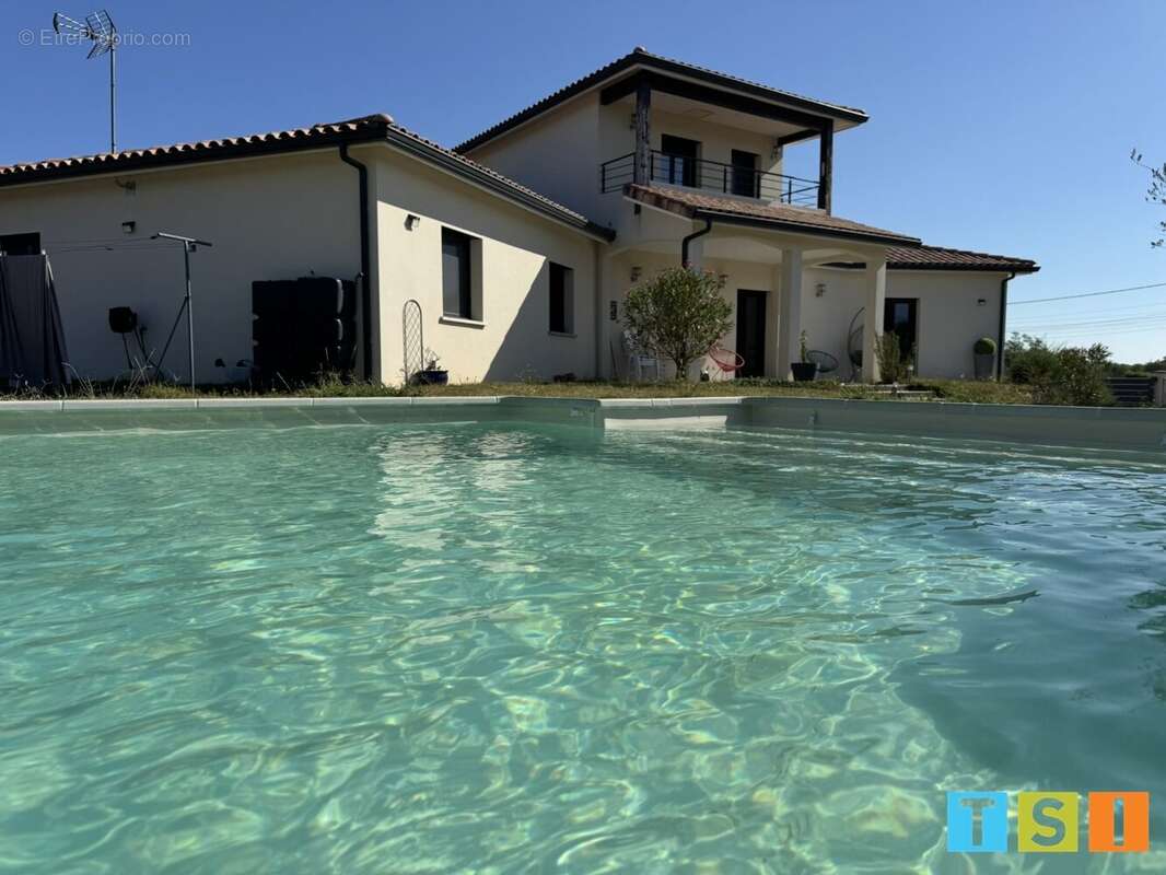 185 m² de lumière et de confort, à deux pas de Saint-Gaudens. - photo 4