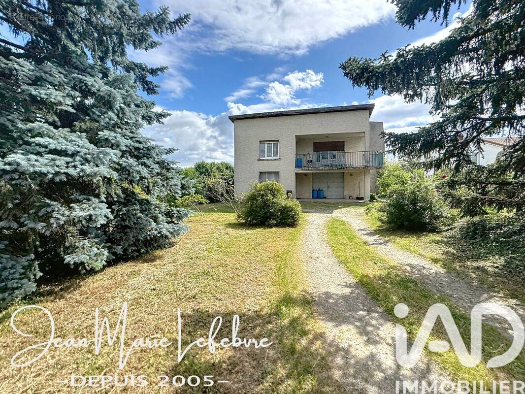 Photo 1 - Maison à CHUZELLES