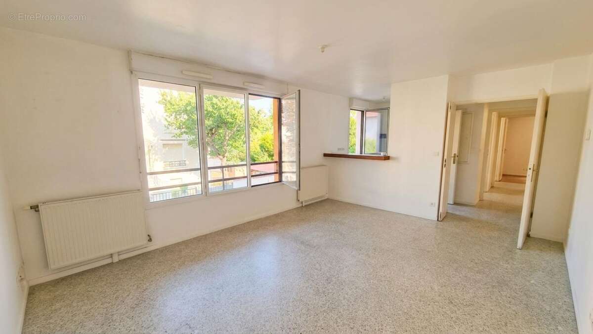 Appartement À Vendre - photo 3