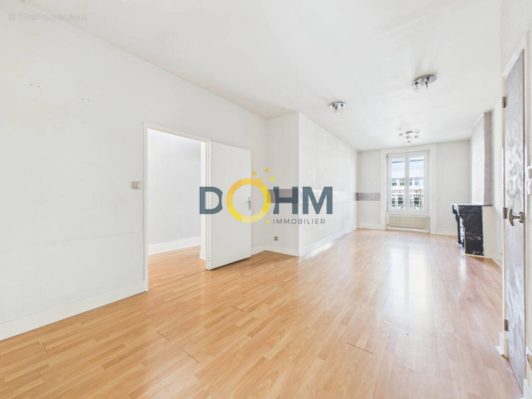Appartement à SAINT-ETIENNE