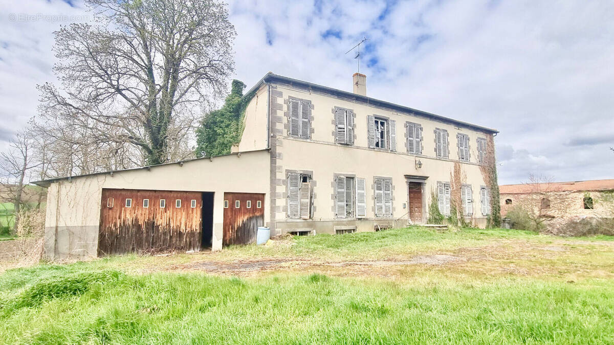 Maison à VERTAIZON