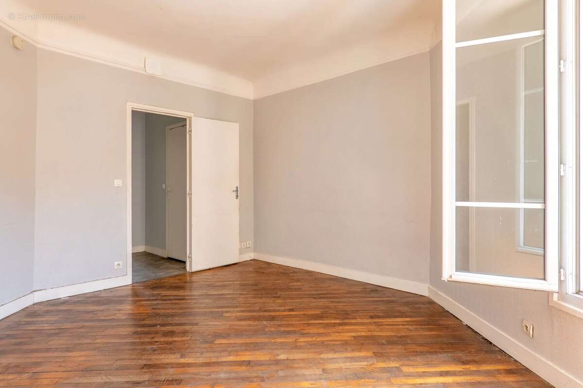Appartement 36 m² à Bagnolet  - photo 8
