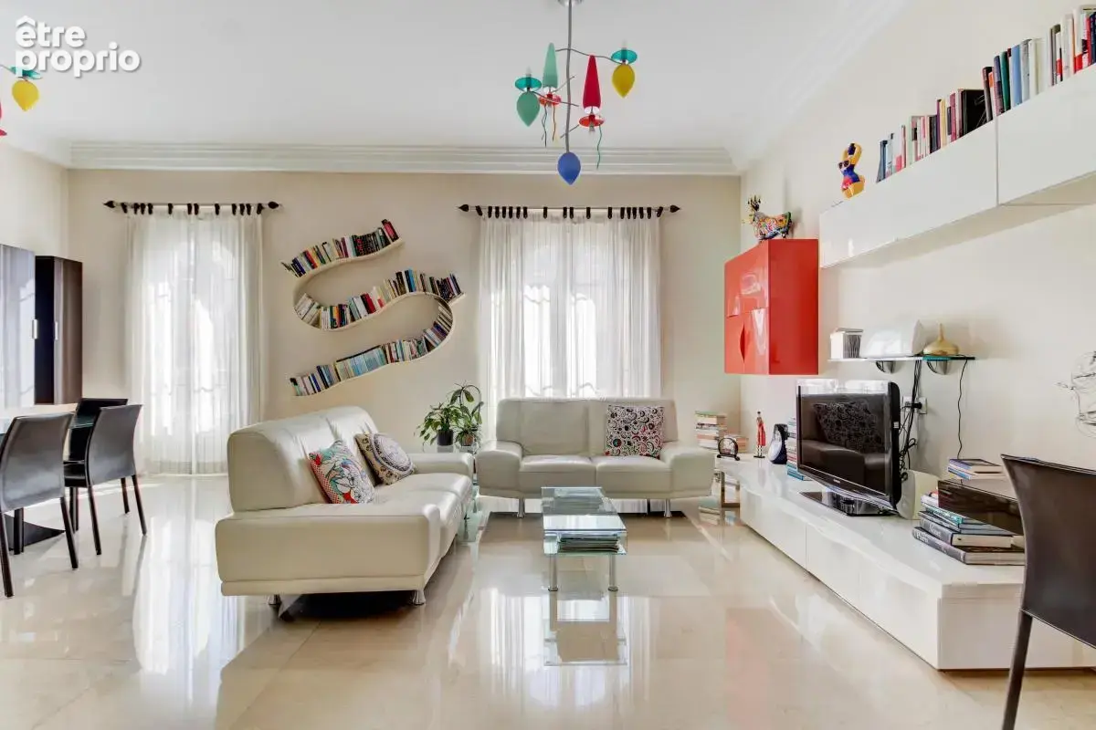 Nice Carré d’Or — Élégant 4 pièces avec balcons - photo 2