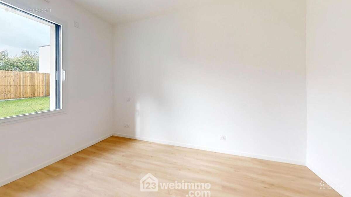 Trois chambres. - Maison à SAINT-HILAIRE-LA-FORET