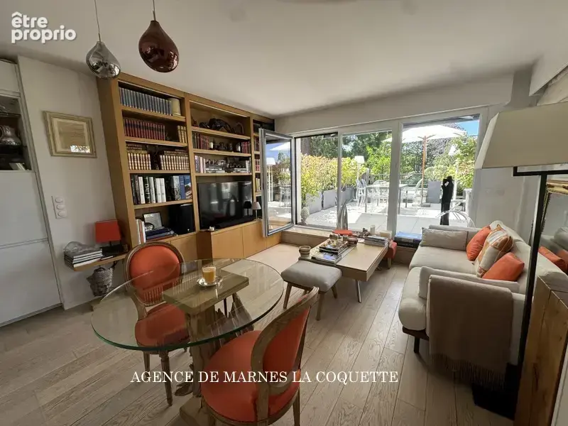 Ville d'Avray.  Penthouse. - photo 6