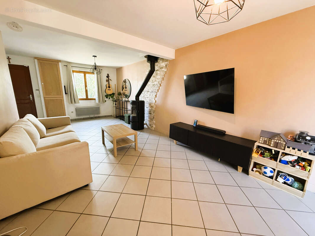 Maison à TRAINOU