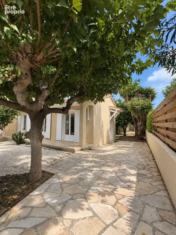 Villa 3 faces plain pied avec piscine - photo 17