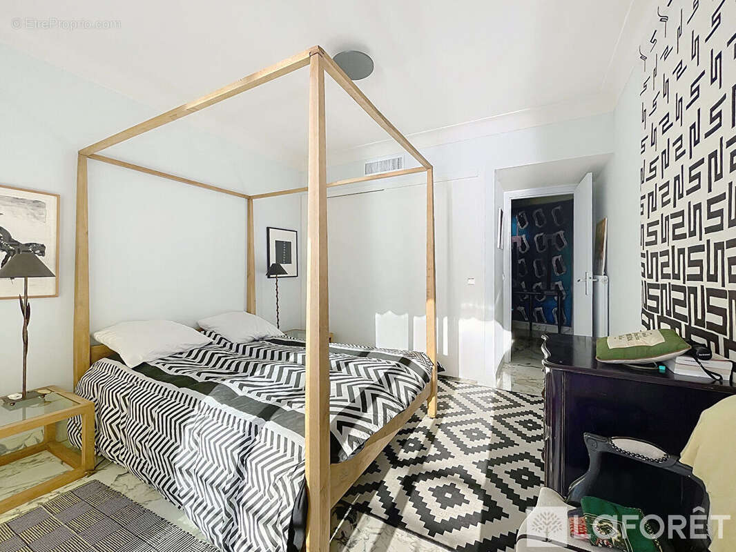 Appartement à ROQUEBRUNE-CAP-MARTIN