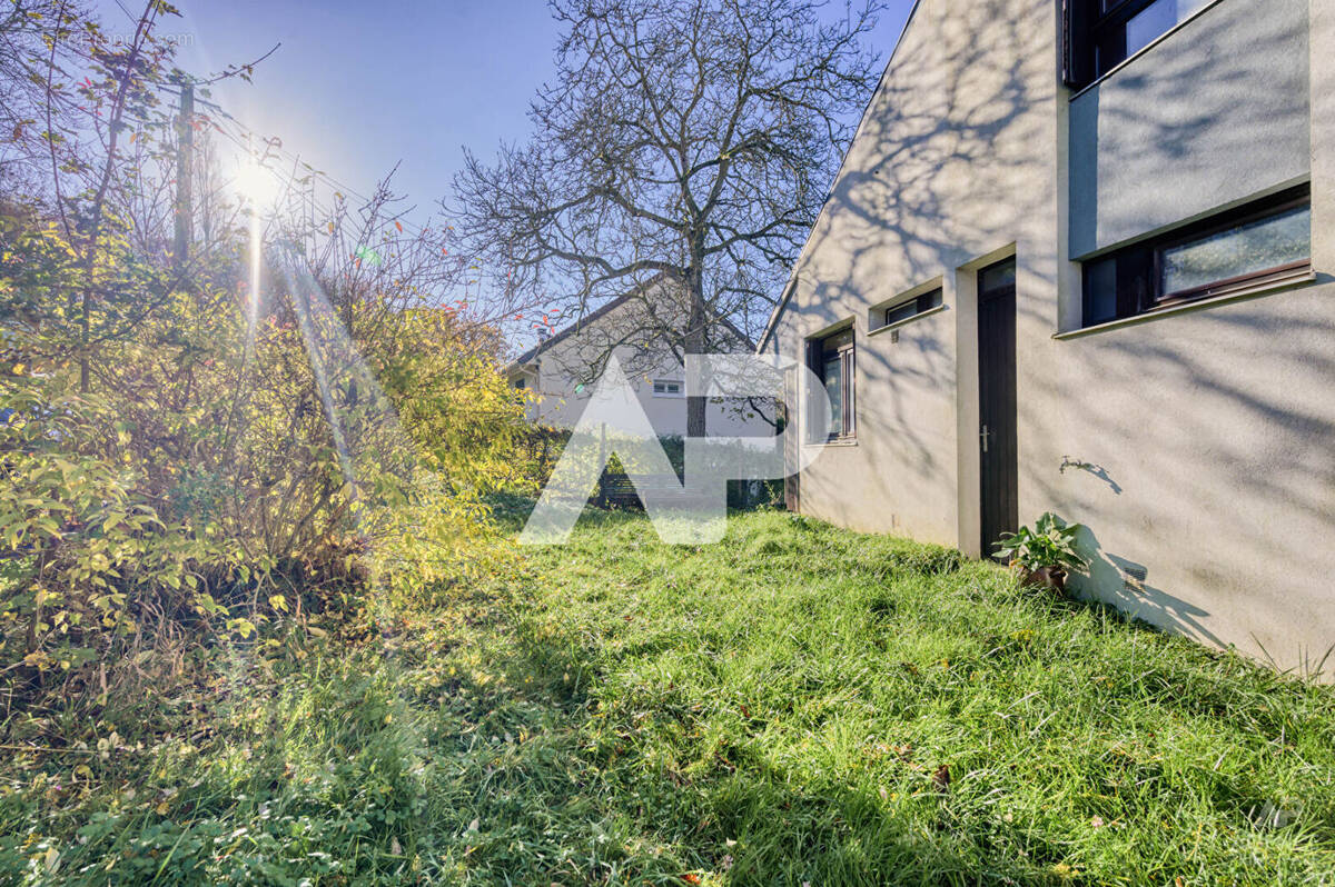 Maison à RUEIL-MALMAISON