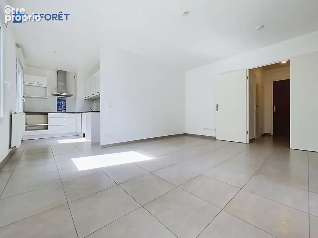 Emerainville : Appartement T2 avec terrasse, vue parc et château ? Cadre d'exception - photo 5