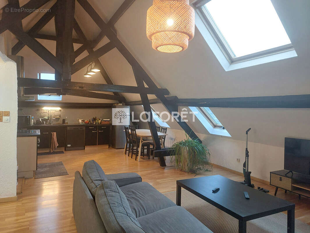 Appartement à AUDUN-LE-TICHE