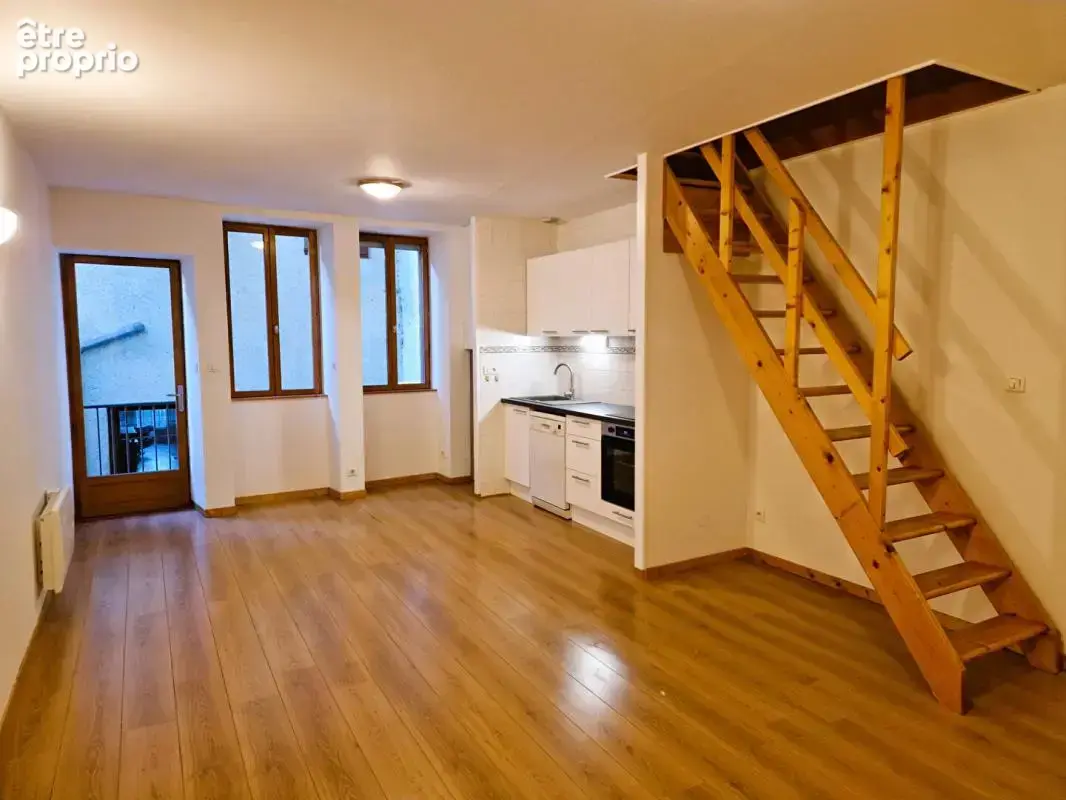 Appartement La Rochette 3 pièce(s) 73.66 m2 - photo 2
