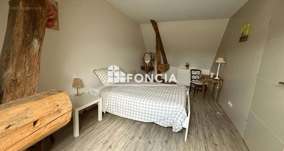 Maison à SAINT-EPAIN