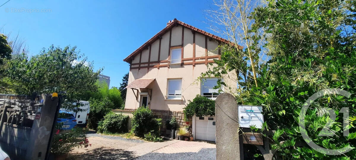 Maison à ISSOIRE