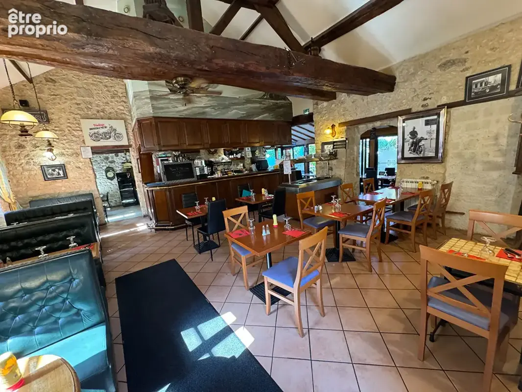 Restaurant BOISSY L'AILLERIE 110  m² ,8 mn de PONTOISE  terrasse + APPT de 48 M² en Duplex - photo 8