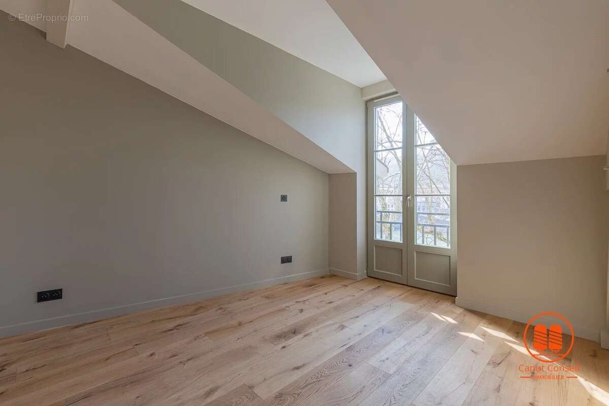Appartement à LYON-1E
