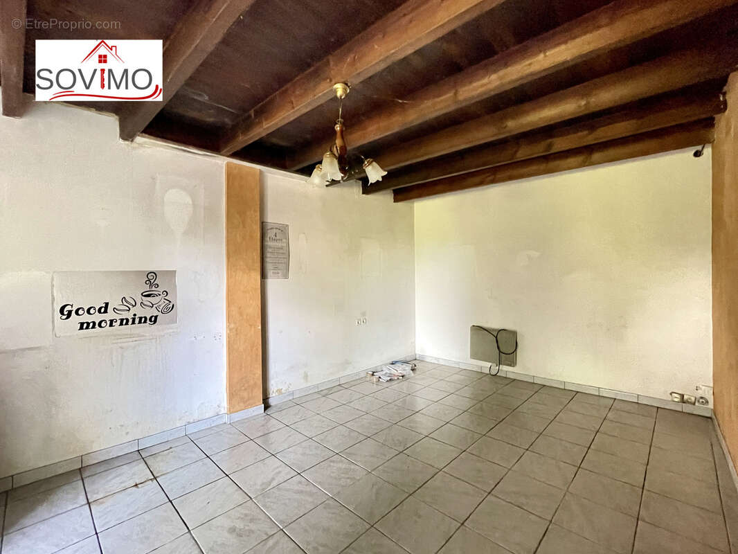 Maison à AVAILLES-LIMOUZINE
