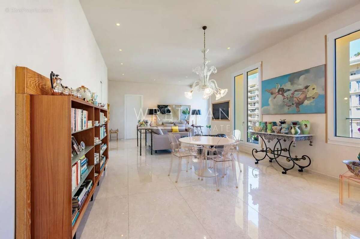 Appartement à MENTON