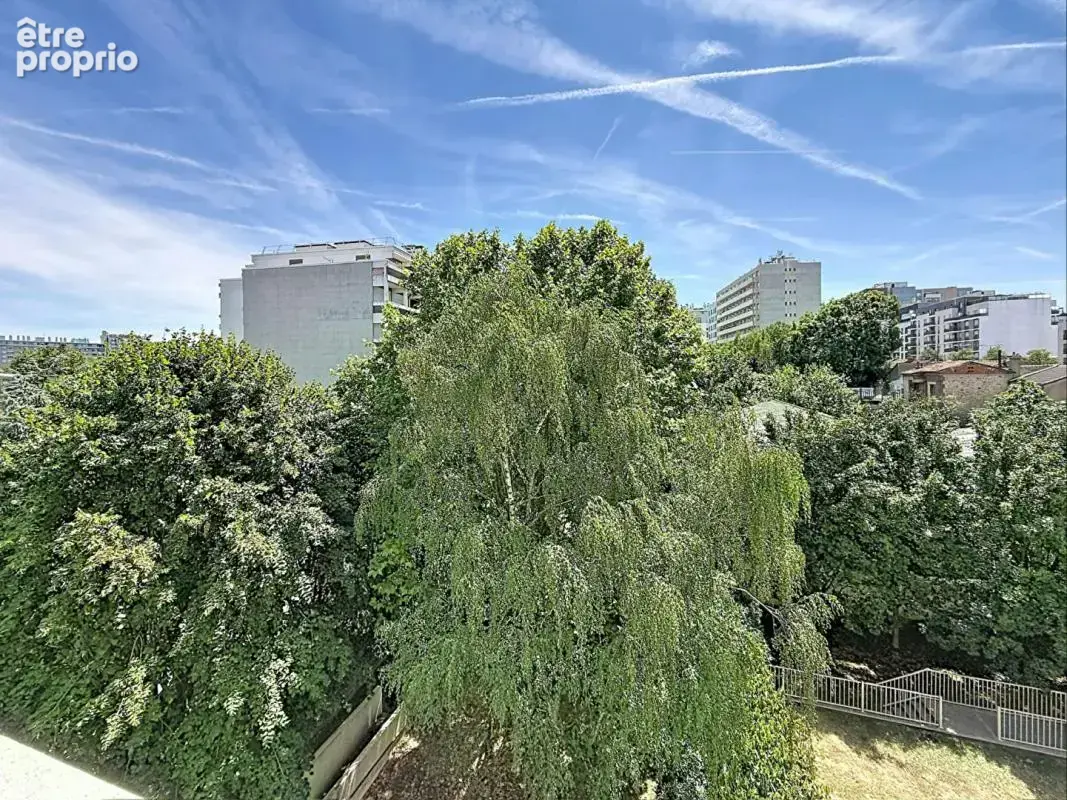 Grand studio avec balcon au pied du métro Villejuif Léo Lagrange - photo 8