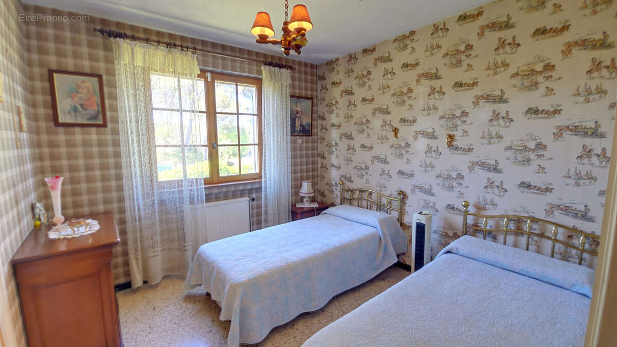 Maison à MOUGINS