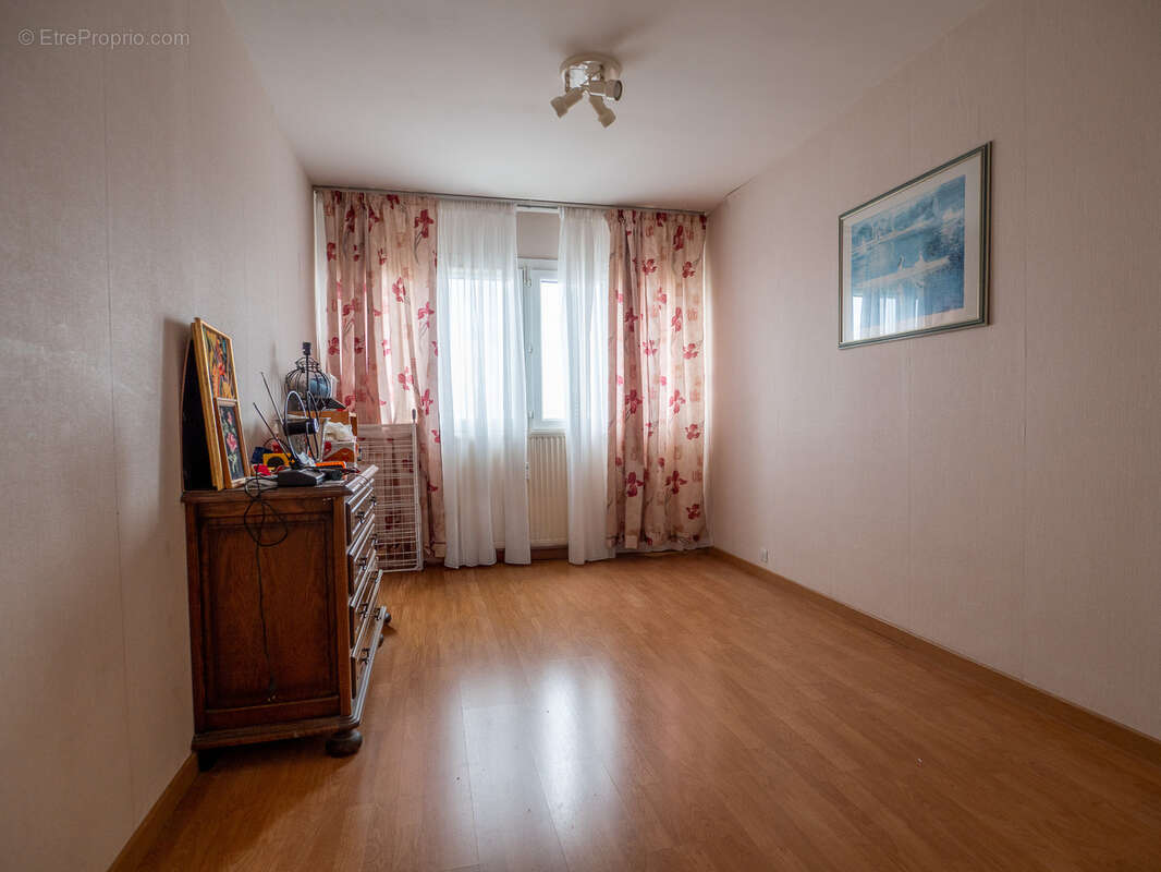 Appartement à MONS-EN-BAROEUL