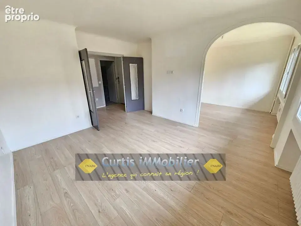 Appartement 3 pièces 67 m² à vendre à Fraisses (42490) - photo 2