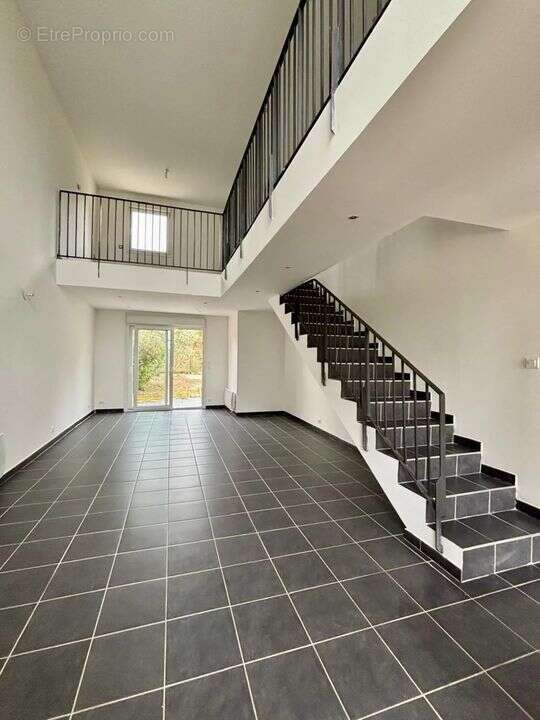 Maison à BEAUVOISIN